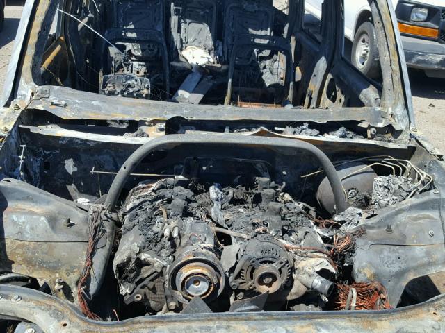 1J8HG58N08C195502 - 2008 JEEP COMMANDER 烧焦的 照片 7