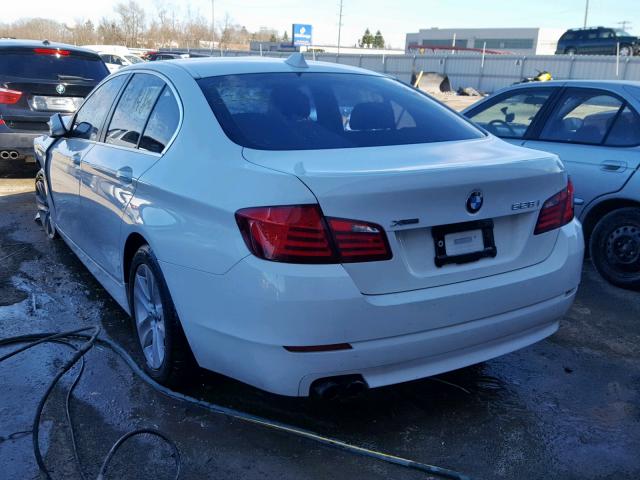 WBAXH5C56DDW15644 - 2013 BMW 528 XI WHITE photo 3