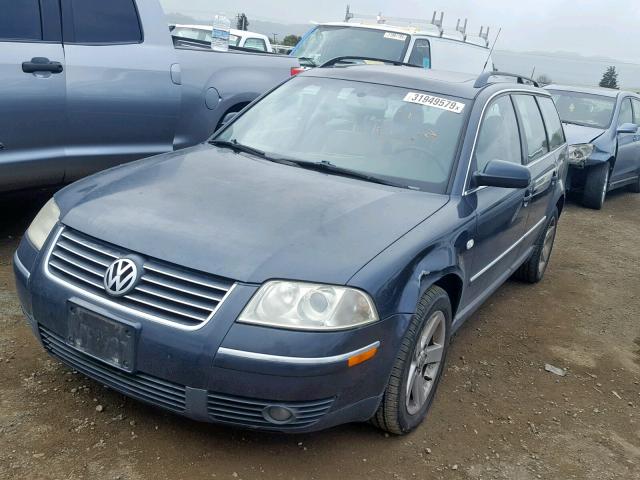 WVWYH63B74E117448 - 2004 VOLKSWAGEN PASSAT GLX BLUE photo 2