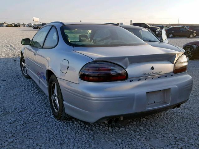1G2WR1210YF248340 - 2000 PONTIAC GRAND PRIX SILVER photo 3