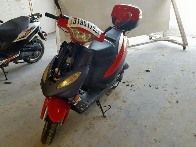 L8YTCAPF1DY602600 - 2015 SCOO MOPED RED photo 2