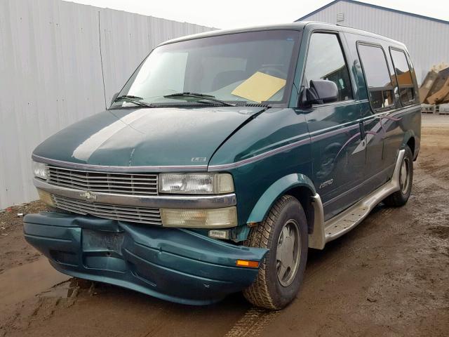 1GBDM19W0VB227031 - 1997 CHEVROLET ASTRO GREEN photo 2