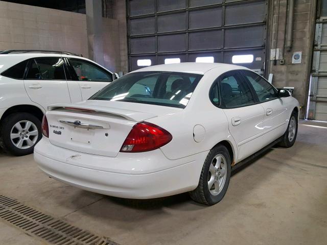 1FAFP55U72G276299 - 2002 FORD TAURUS SES WHITE photo 4