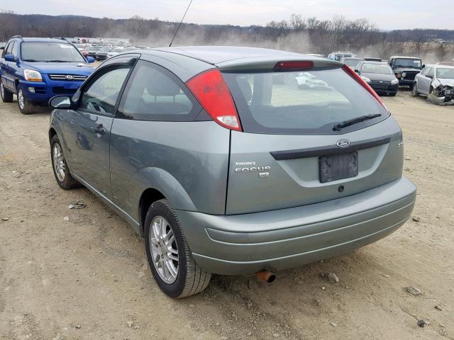 1FAFP31N46W160458 - 2006 FORD FOCUS ZX3 GREEN photo 3