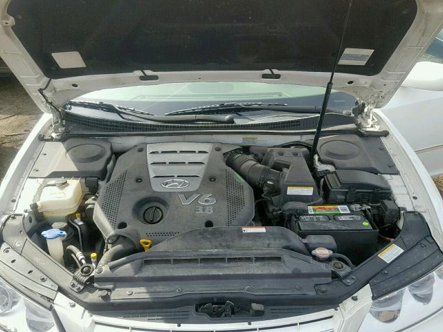 KMHFC46F17A184823 - 2007 HYUNDAI AZERA SE WHITE photo 7