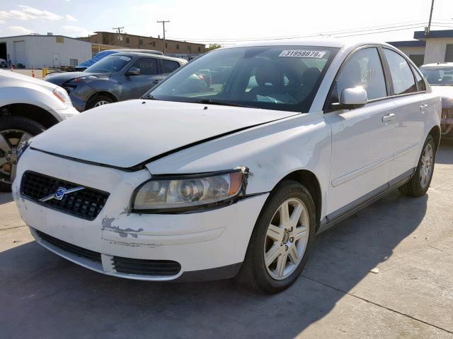 YV1MS382462190346 - 2006 VOLVO S40 2.4I WHITE photo 2