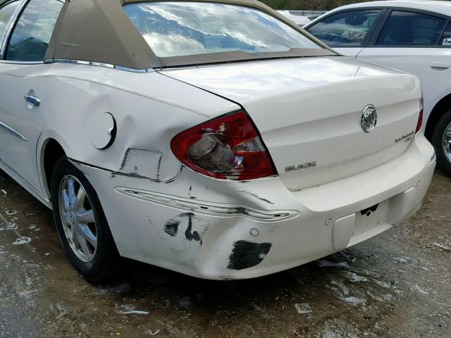 2G4WD562251312820 - 2005 BUICK LACROSSE C WHITE photo 9