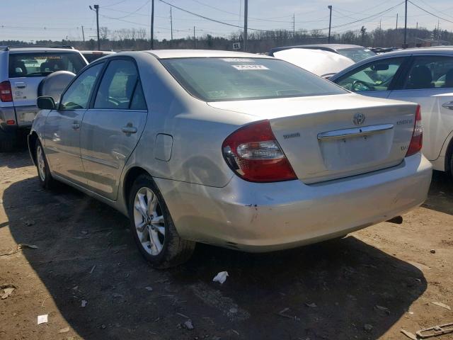 4T1BF32K22U537578 - 2002 TOYOTA CAMRY LE SILVER photo 3