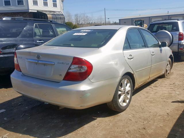 4T1BF32K22U537578 - 2002 TOYOTA CAMRY LE SILVER photo 4