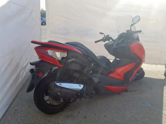 MLHNF0401E5000871 - 2014 HONDA NSS300 RED photo 4