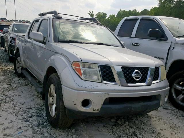 1N6AD07U97C401649 - 2007 NISSAN FRONTIER C SILVER photo 1