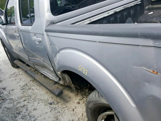 1N6AD07U97C401649 - 2007 NISSAN FRONTIER C SILVER photo 9