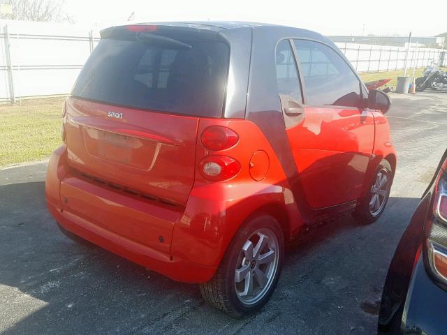 WMEEJ3BA8CK526591 - 2012 SMART FORTWO PUR RED photo 4