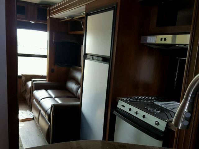 1UJCJ0BT2J1P70424 - 2018 JAYCO EAGLE  BEIGE photo 5