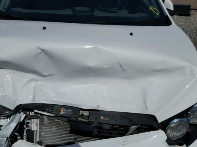 1G1JA6SH3D4190407 - 2013 CHEVROLET SONIC LS 白色 照片 7
