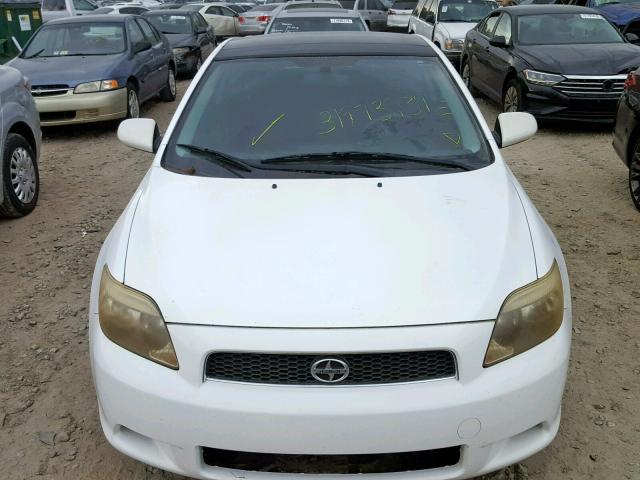 JTKDE177260110206 - 2006 TOYOTA SCION TC WHITE photo 9
