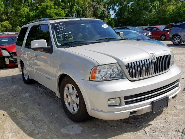 5LMFU28585LJ05183 - 2005 LINCOLN NAVIGATOR 白色 照片 1