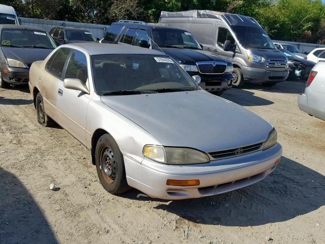 4T1BG12K0TU791454 - 1996 TOYOTA CAMRY DX TAN photo 1