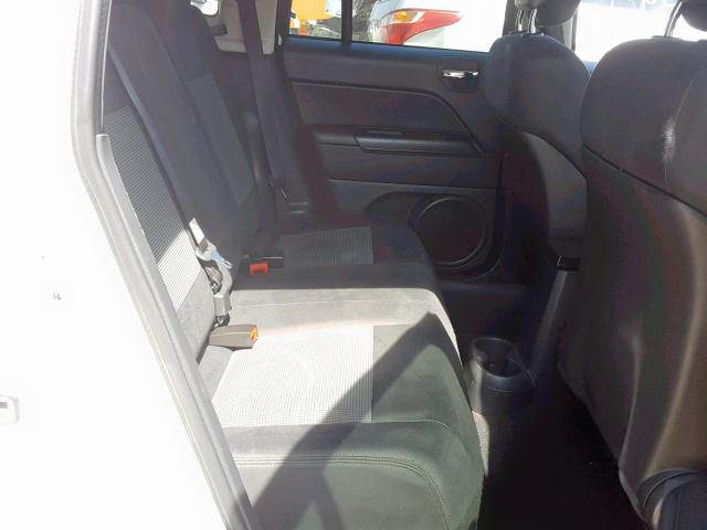 1C4NJDBB6CD559798 - 2012 JEEP COMPASS SP 白色 照片 6