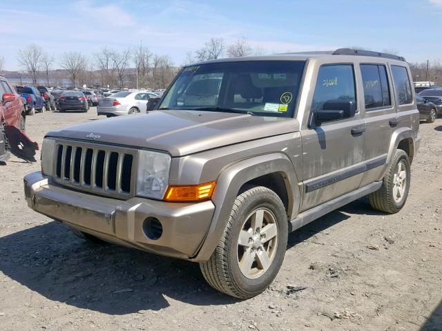 1J8HG48K86C179058 - 2006 JEEP COMMANDER TAN photo 2