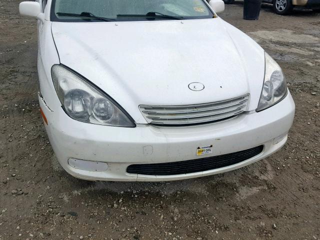 JTHBF30G425035358 - 2002 LEXUS ES 300 WHITE photo 9