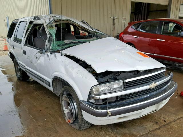 1GNCS13WXX2245181 - 1999 CHEVROLET BLAZER WHITE photo 1