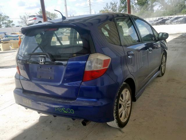 JHMGE88429S026377 - 2009 HONDA FIT SPORT BLUE photo 4