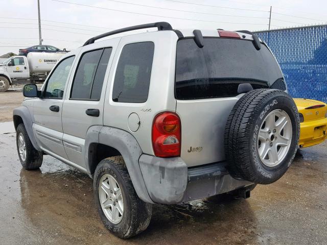 1J4GL48K92W113524 - 2002 JEEP LIBERTY SP SILVER photo 3
