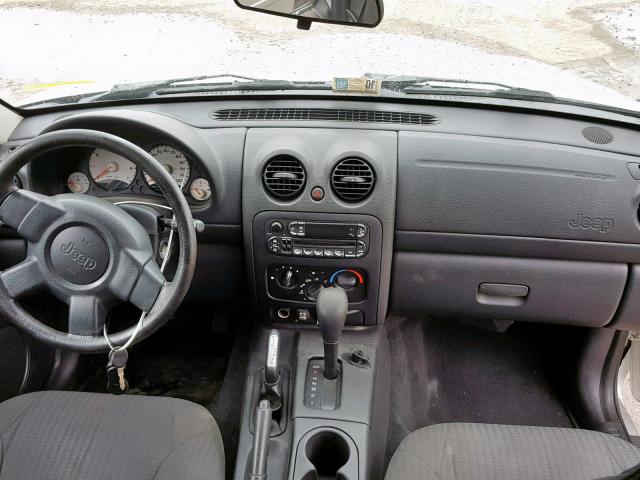 1J4GL48K92W113524 - 2002 JEEP LIBERTY SP SILVER photo 9