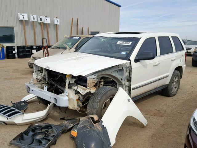 1J4HR58255C587338 - 2005 JEEP GRAND CHER WHITE photo 2