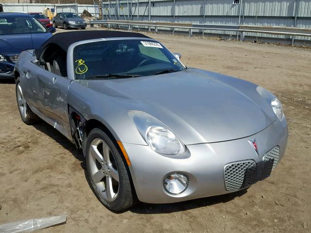 1G2MB35B97Y136943 - 2007 PONTIAC SOLSTICE SILVER photo 1