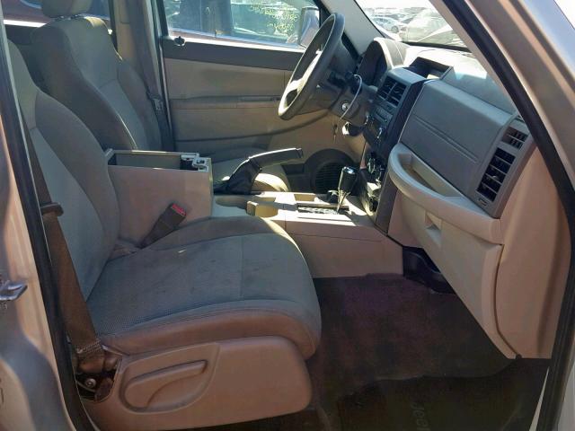 1J8GN28K88W224653 - 2008 JEEP LIBERTY SP SILVER photo 5