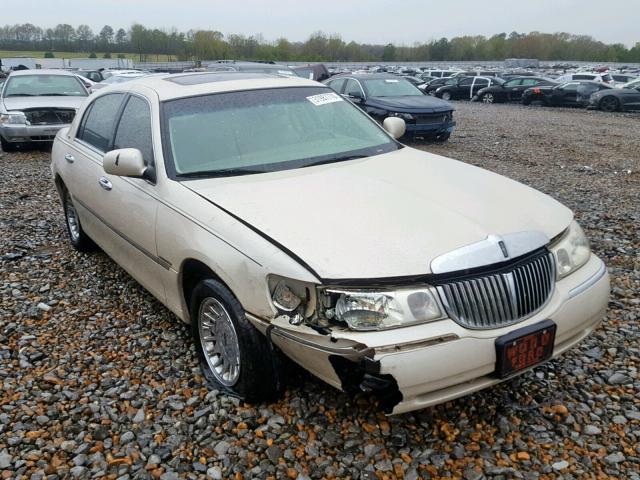 1LNHM83W7YY778312 - 2000 LINCOLN TOWN CAR C CREAM photo 1