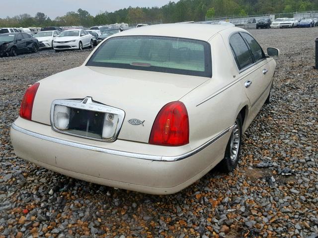 1LNHM83W7YY778312 - 2000 LINCOLN TOWN CAR C CREAM photo 4