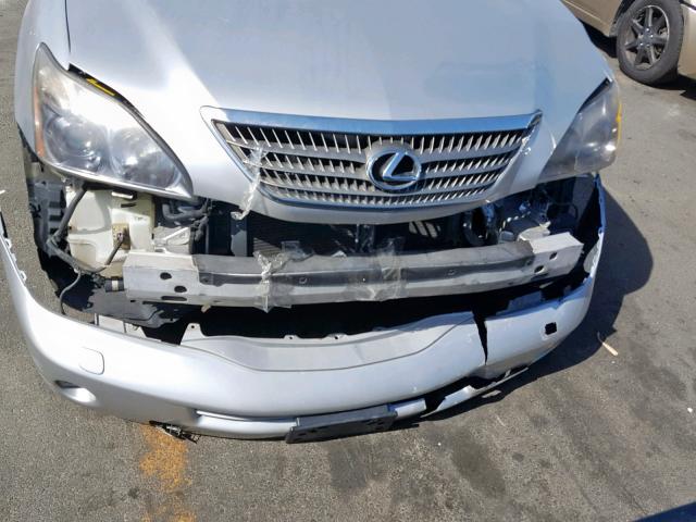 JTJGW31U582851515 - 2008 LEXUS RX 400H SILVER photo 9