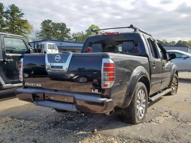 1N6AD07U47C452539 - 2007 NISSAN FRONTIER C BLACK photo 4