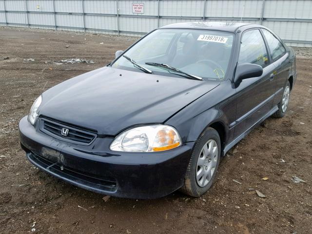 1HGEJ6224WL020748 - 1998 HONDA CIVIC DX BLACK photo 2