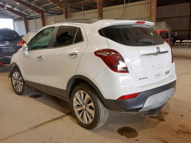 KL4CJASB2JB707874 - 2018 BUICK ENCORE PRE WHITE photo 3