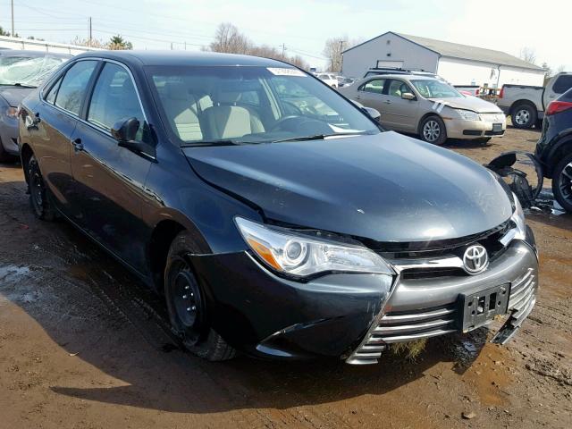 4T1BF1FKXHU371642 - 2017 TOYOTA CAMRY LE CHARCOAL photo 1