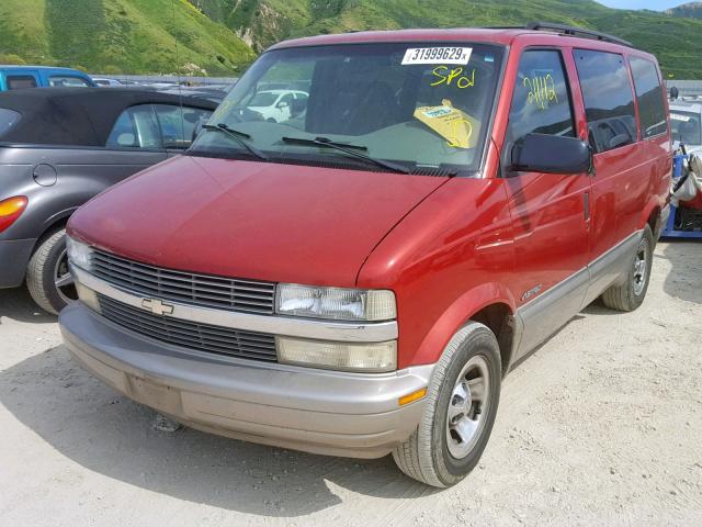 1GNDM19X32B138061 - 2002 CHEVROLET ASTRO RED photo 2