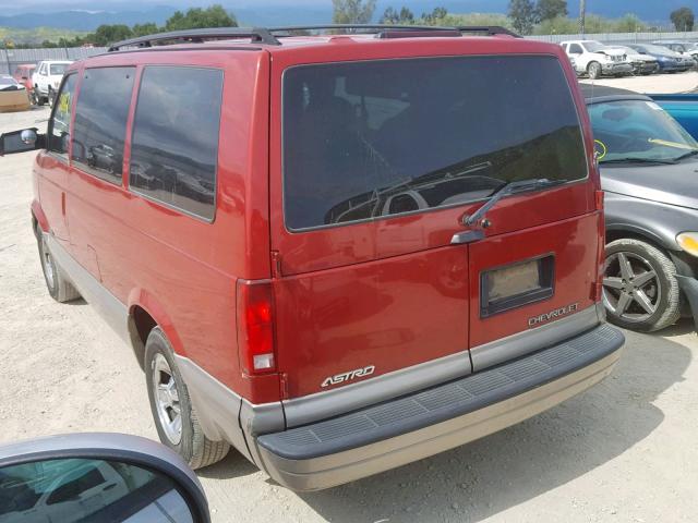 1GNDM19X32B138061 - 2002 CHEVROLET ASTRO RED photo 3