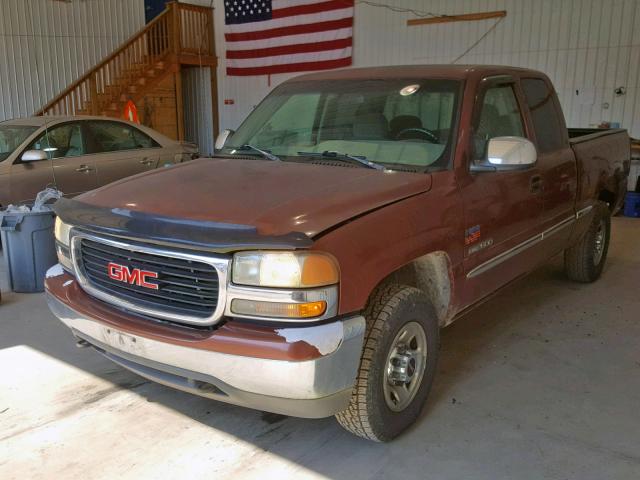 1GTFC29U1YZ104846 - 2000 GMC NEW SIERRA RED photo 2