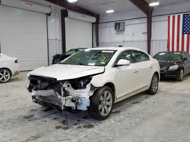 1G4GE5EDXBF132283 - 2011 BUICK LACROSSE C WHITE photo 2