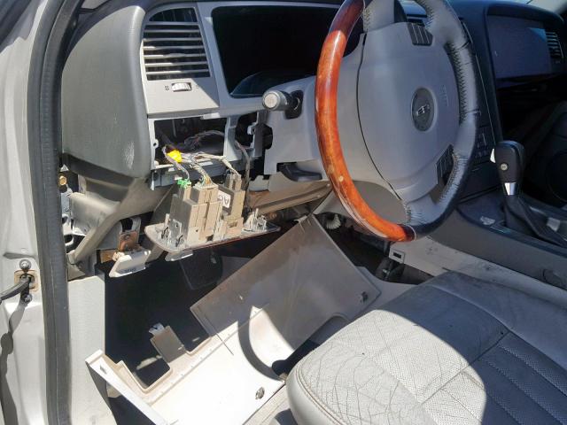 5LMFU27RX4LJ01896 - 2004 LINCOLN NAVIGATOR 银色 照片 9