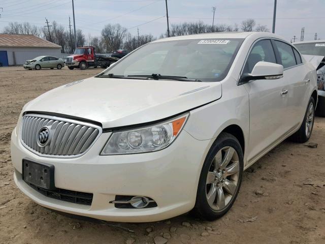 1G4GD5EGXAF182693 - 2010 BUICK LACROSSE C WHITE photo 2