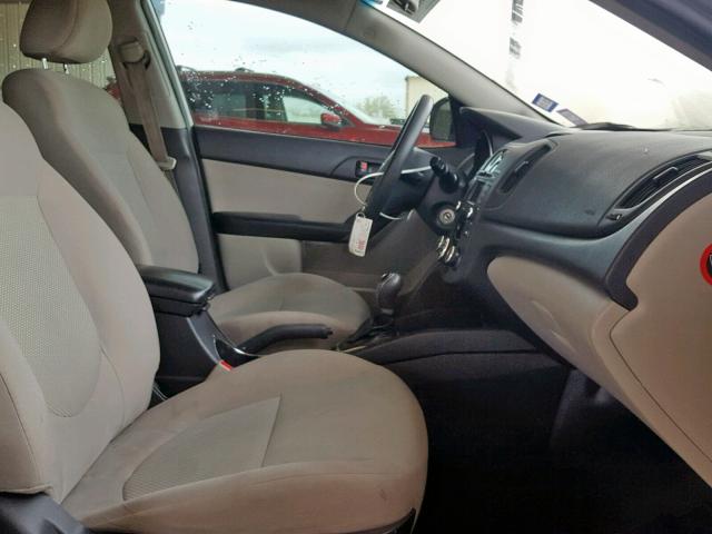 KNAFU4A2XC5616136 - 2012 KIA FORTE EX SILVER photo 5