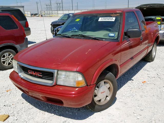 1GTCS19WX28235076 - 2002 GMC SONOMA RED photo 2