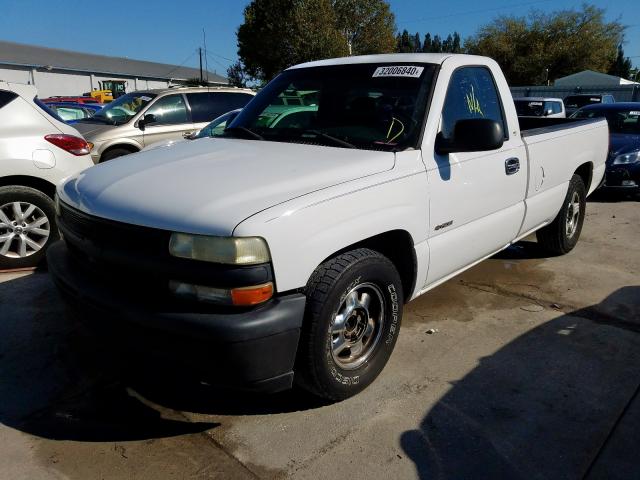 1GCEC14W32Z305427 - 2002 CHEVROLET SILVERADO C1500  photo 2