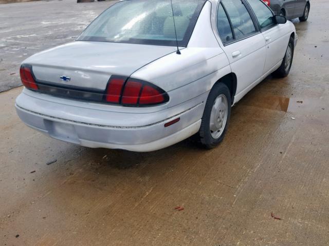 2G1WL52M7W1122925 - 1998 CHEVROLET LUMINA BAS WHITE photo 4
