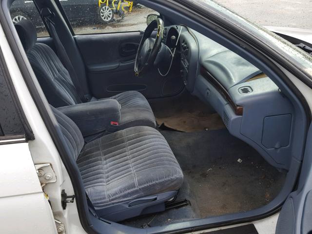 2G1WL52M7W1122925 - 1998 CHEVROLET LUMINA BAS WHITE photo 5